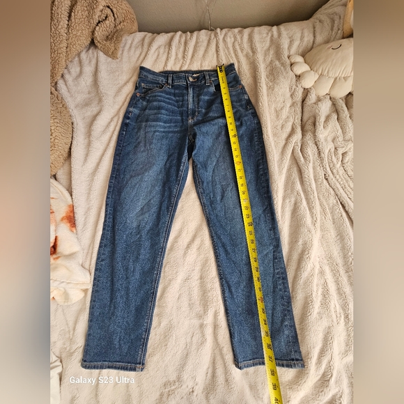 Jeans - Picture 1 of 7